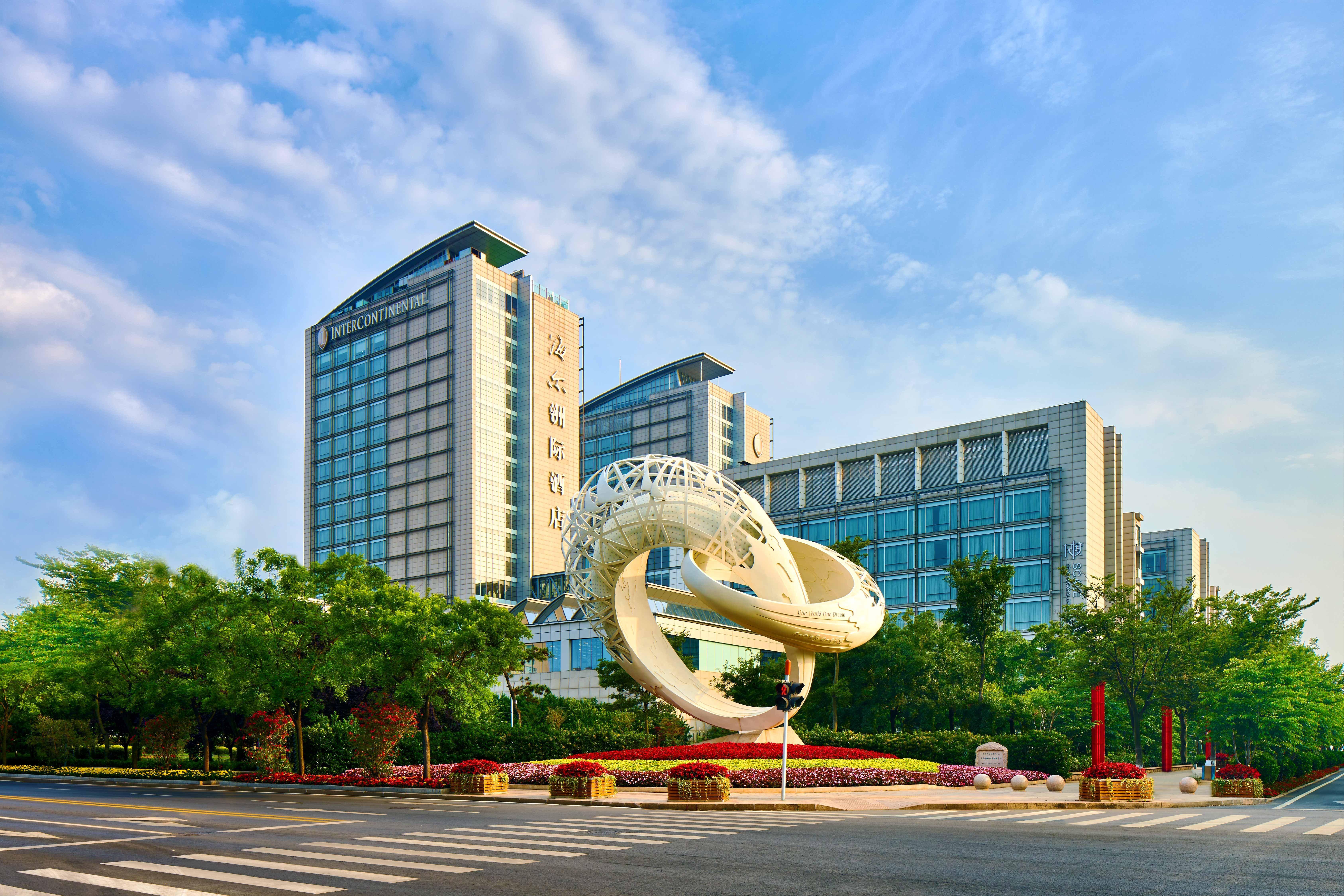 Hotel InterContinental Qingdao Exterior foto